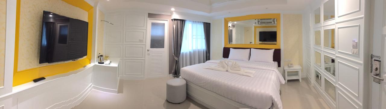 Nava Grand Hotel Rangsit Exterior photo