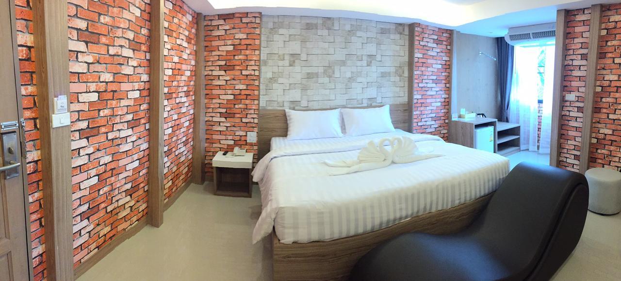 Nava Grand Hotel Rangsit Exterior photo