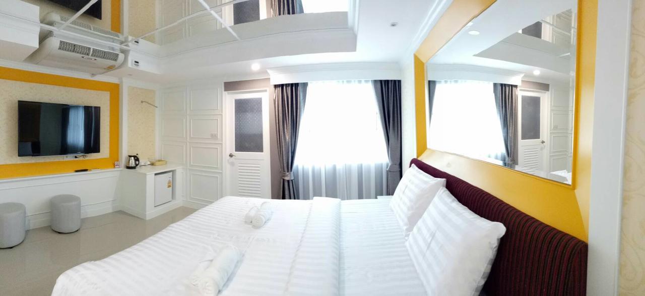 Nava Grand Hotel Rangsit Exterior photo