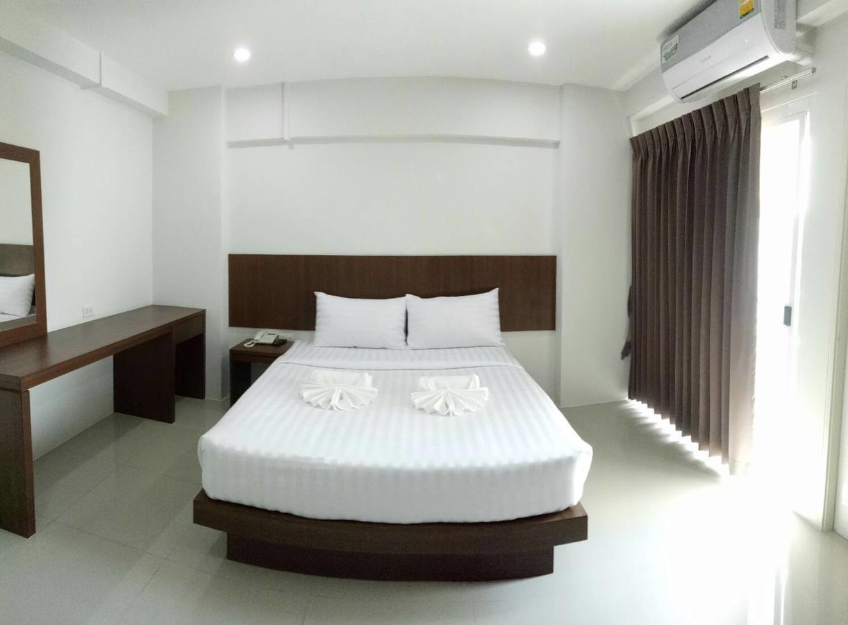 Nava Grand Hotel Rangsit Exterior photo