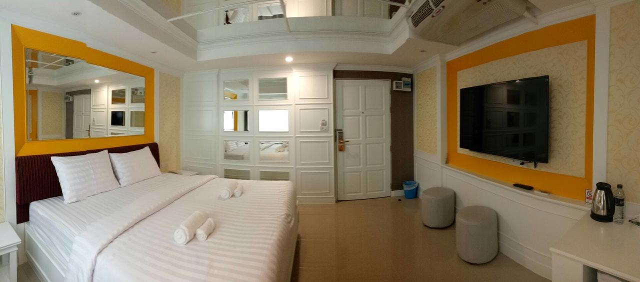 Nava Grand Hotel Rangsit Exterior photo